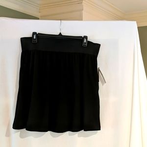 NWT AB Studio women's black skirt in L